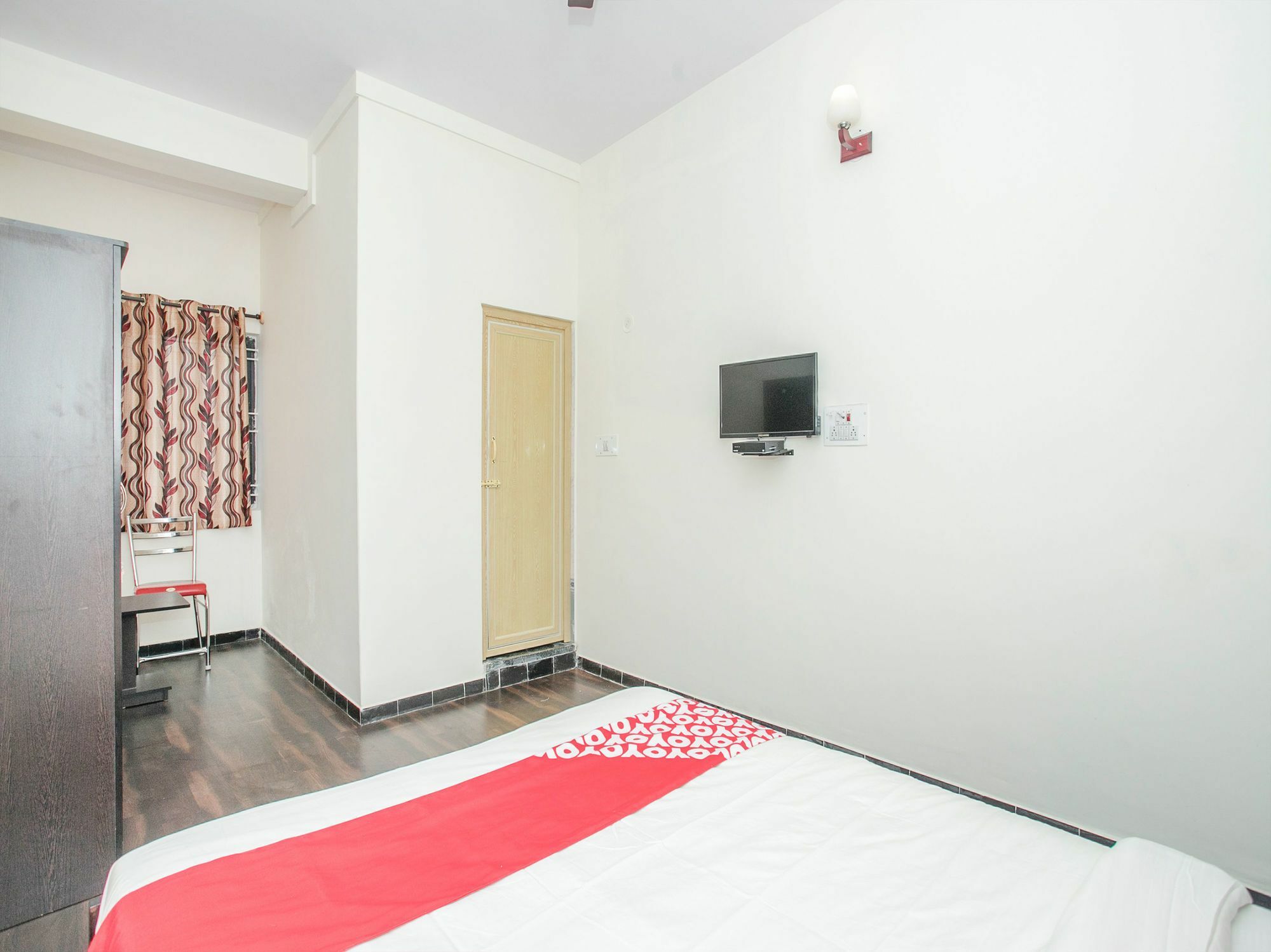 Oyo 14430 Sunshine Grand Hotel Bangalore Ngoại thất bức ảnh