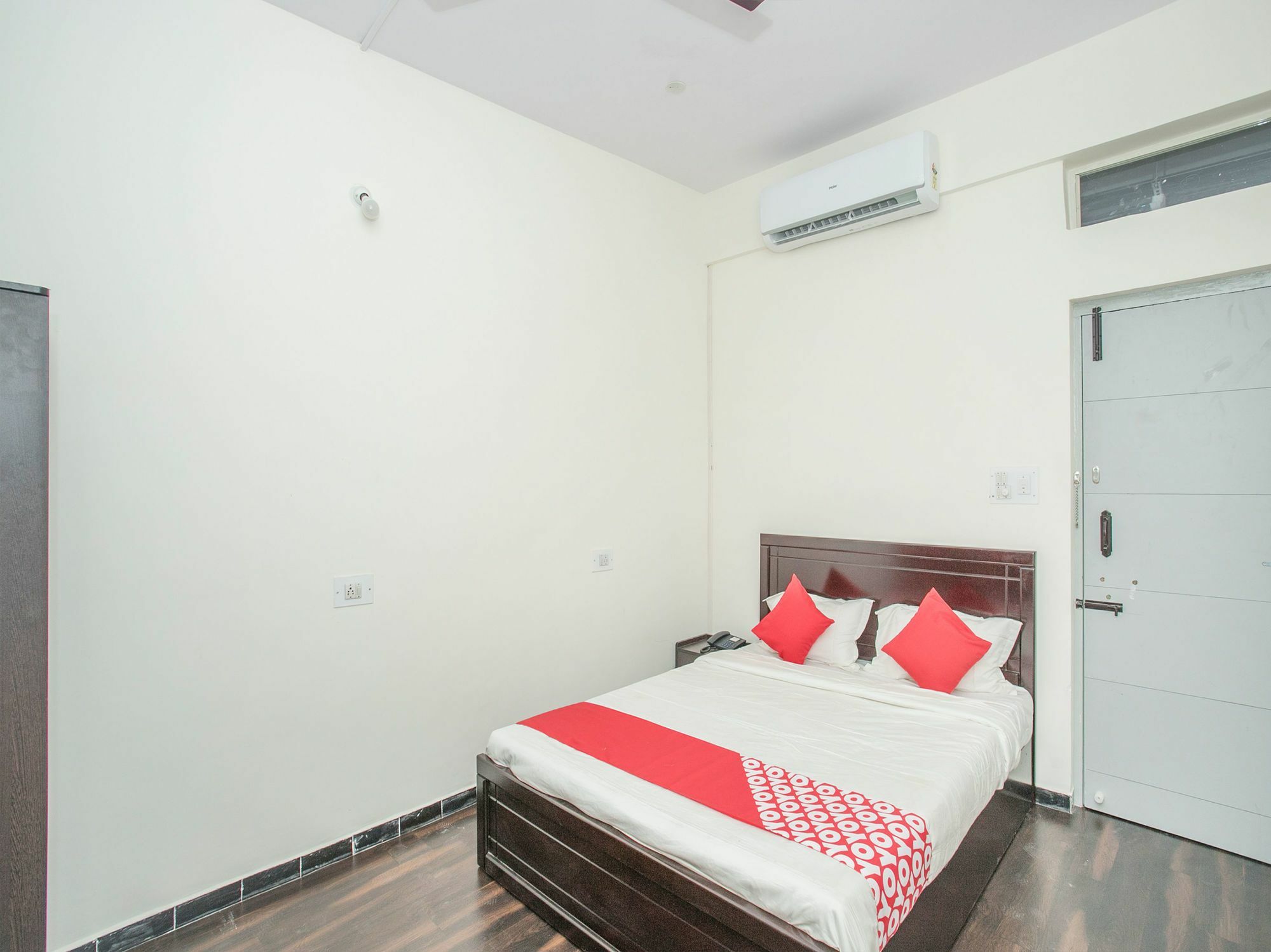 Oyo 14430 Sunshine Grand Hotel Bangalore Ngoại thất bức ảnh